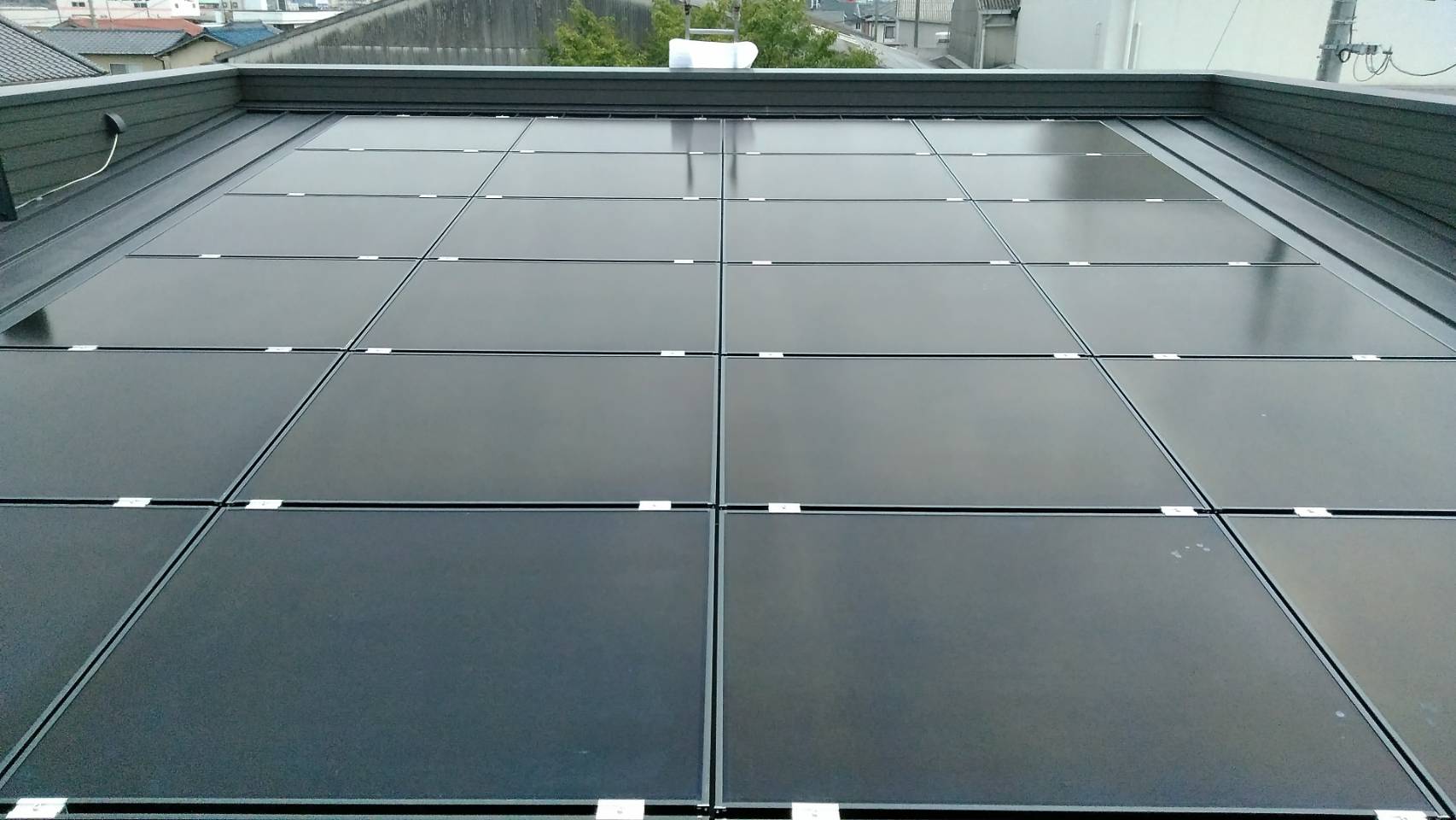 K様　屋根設置　ソーラーフロンティア　5.18kw