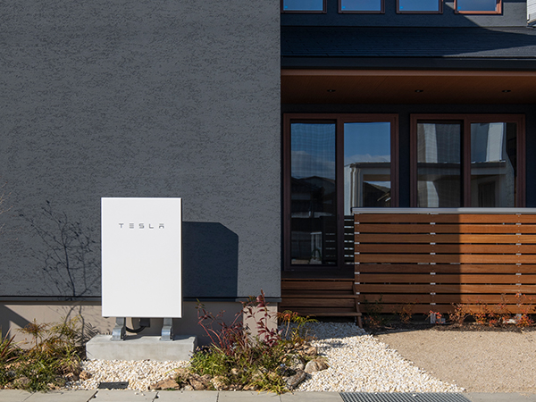 TESLA蓄電池Powerwall販売開始