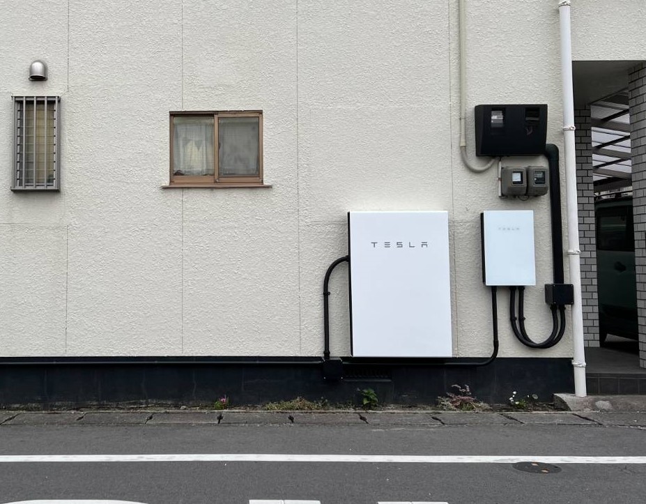 O様　テスラ蓄電池Powerwall　13.5 kWh