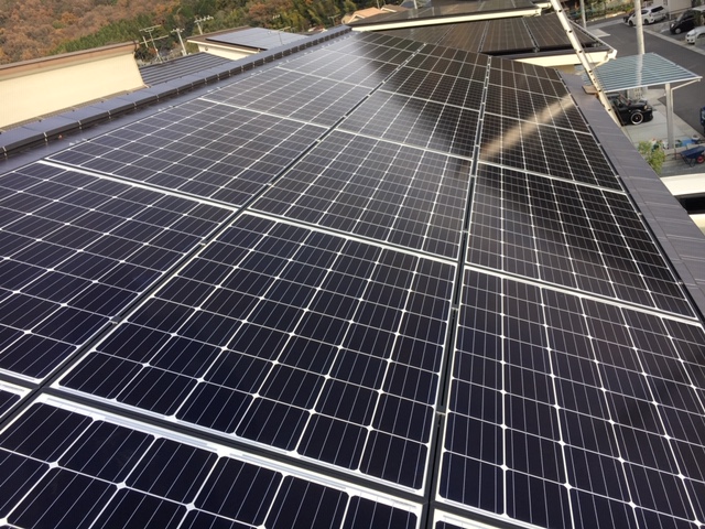 I様　屋根設置　Qセルズ　5.625kw