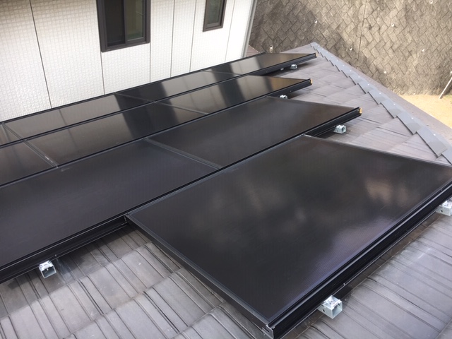 H様　屋根設置　ソーラーフロンティア　7.03kw
