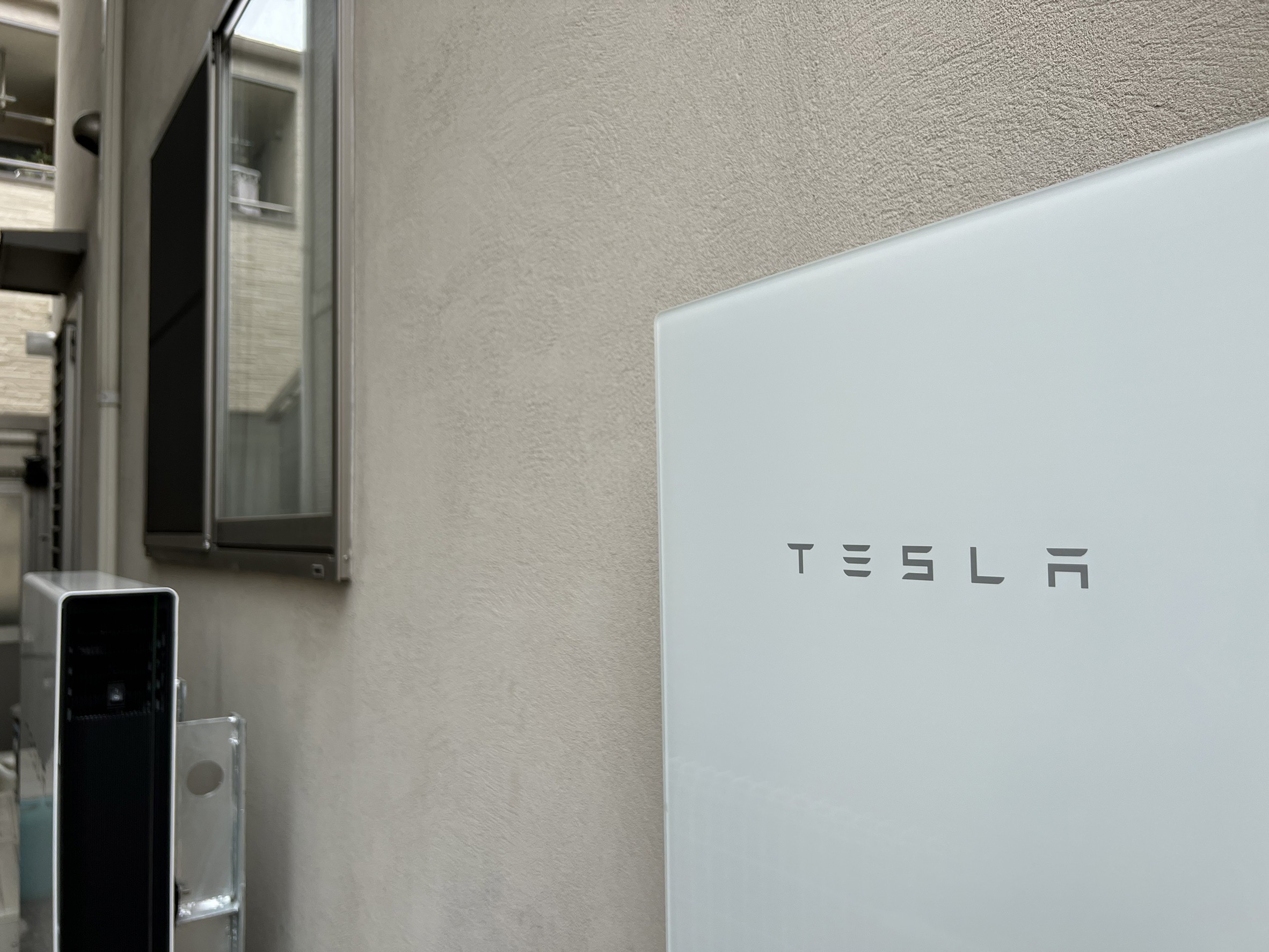 K様　テスラ蓄電池Powerwall　13.5 kWh