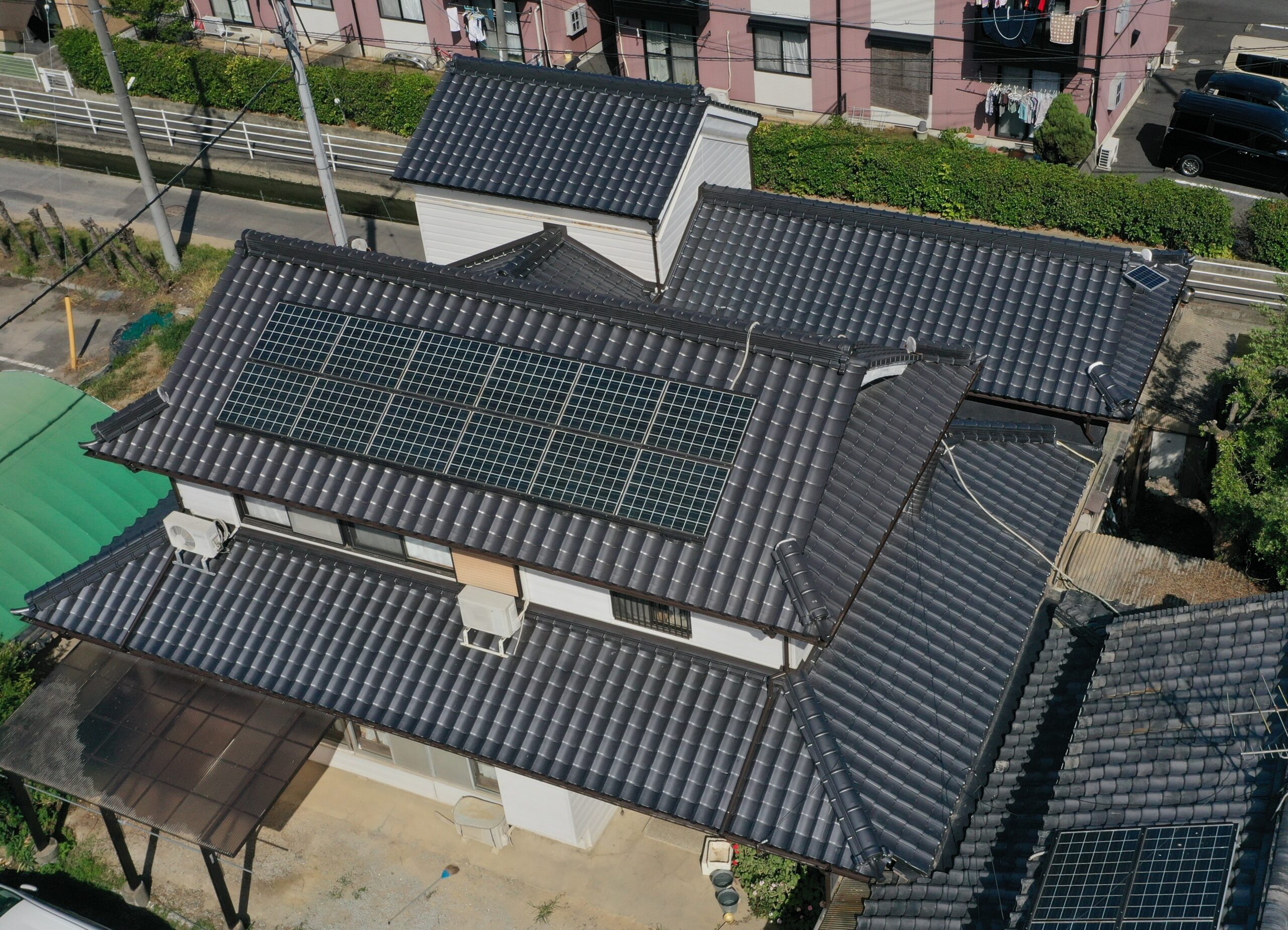 T様　屋根修繕工事＋屋根設置　京セラ4.2kw