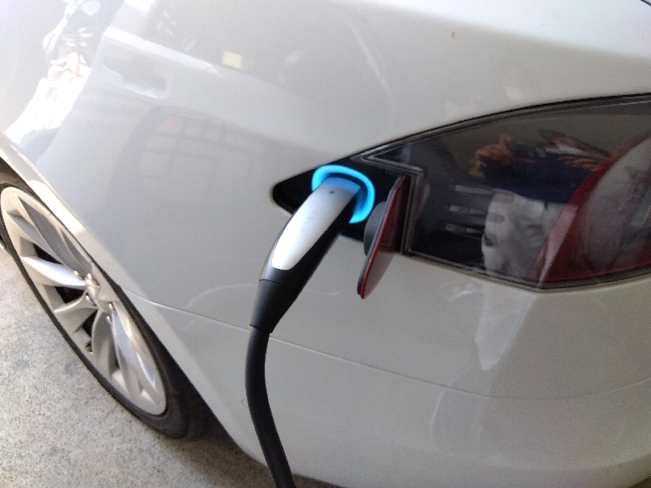 G様　パナソニック　電気自動車用200ボルトコンセント
