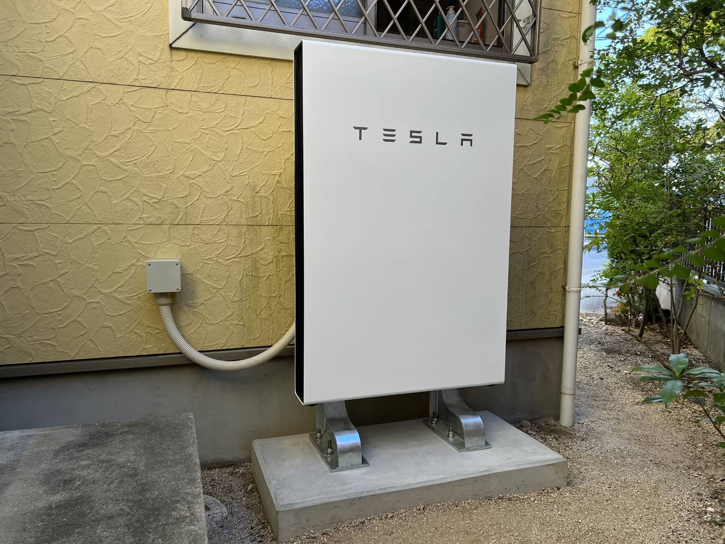 Y様　テスラ蓄電池Powerwall　13.5 kWh