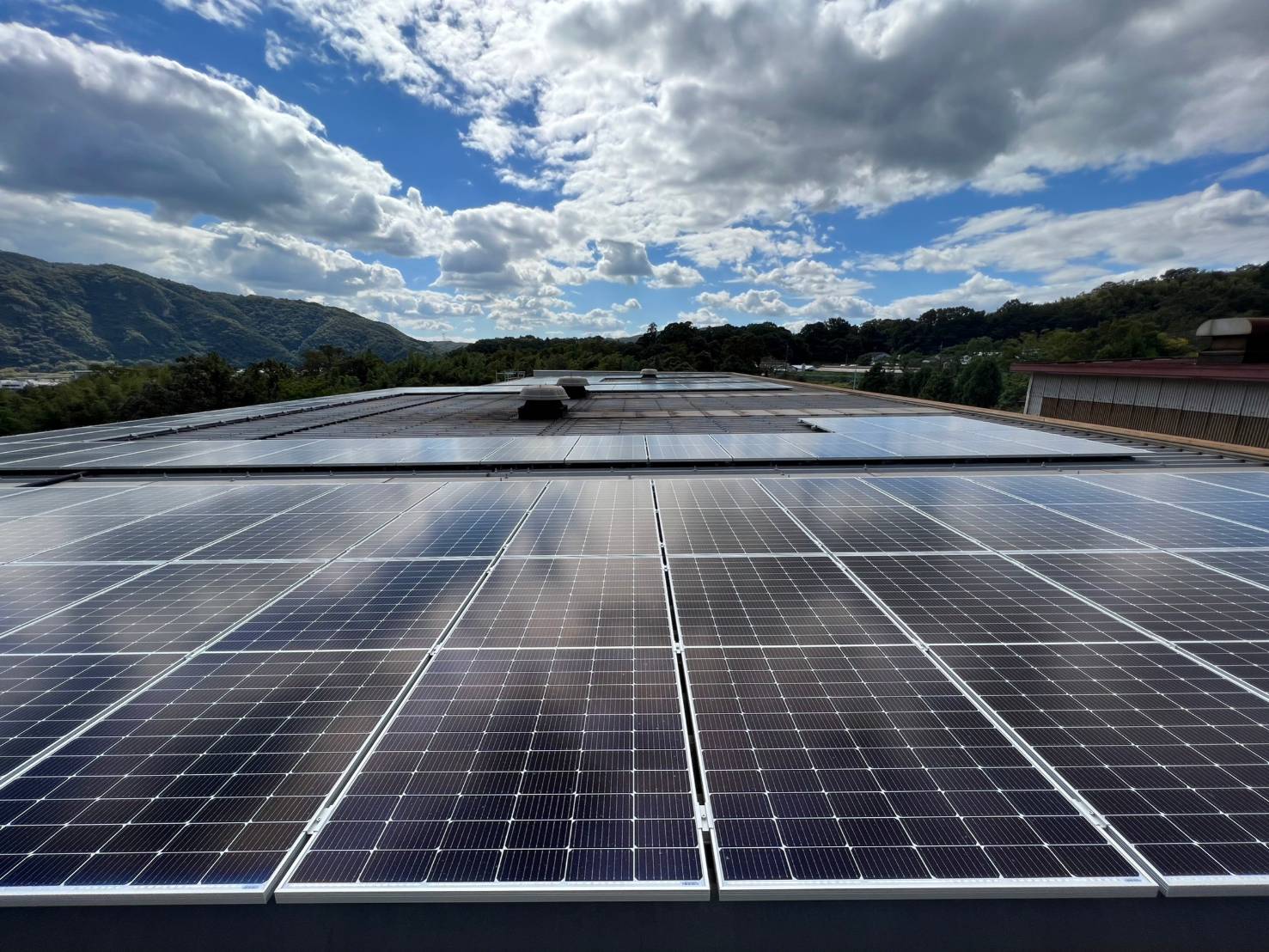 Ｍ様　工場屋根設置　長州産業　72.00kw
