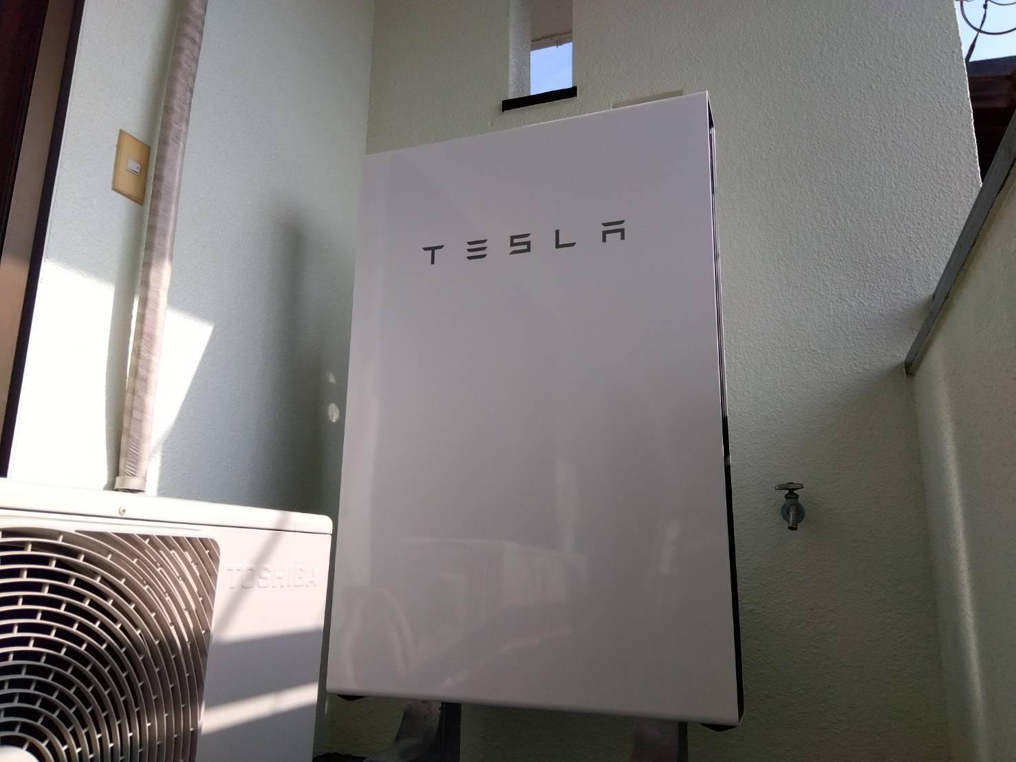 S様　テスラ蓄電池Powerwall　13.5 kWh