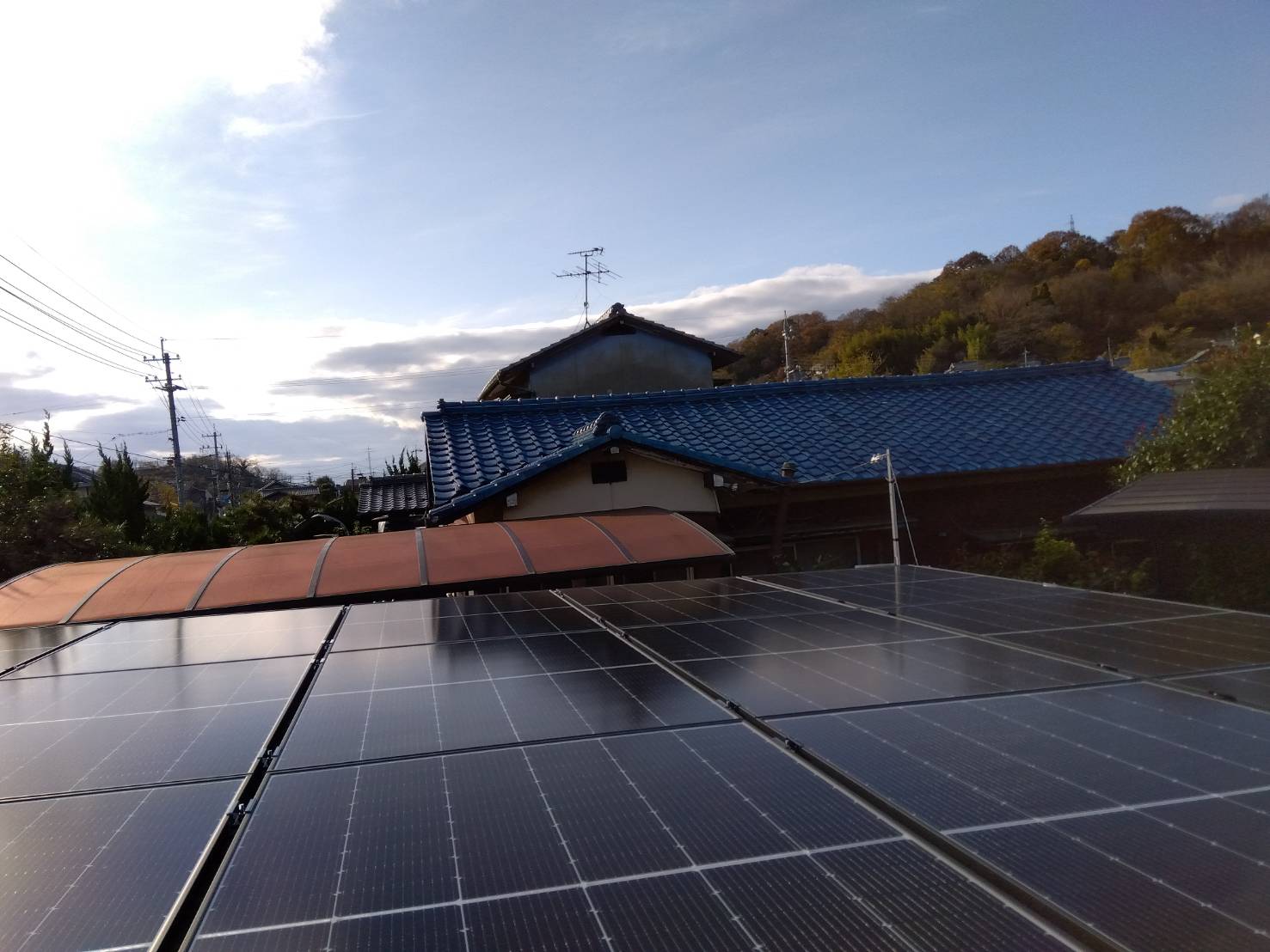 K様　倉庫屋根設置　Qセルズ　6.0kw