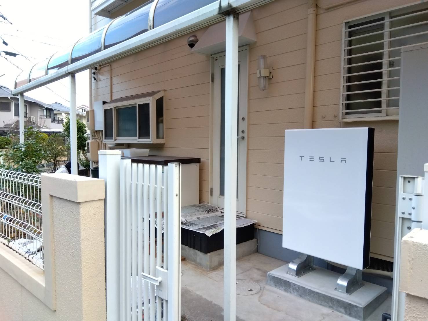 I様　テスラ蓄電池Powerwall　13.5 kWh