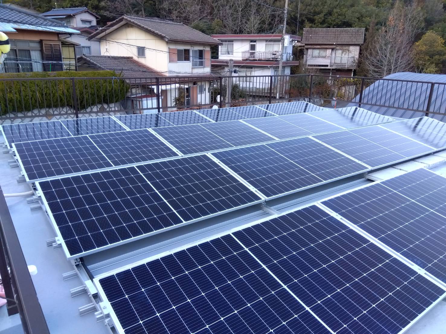 H様　屋根設置　リープトン　6.44kw