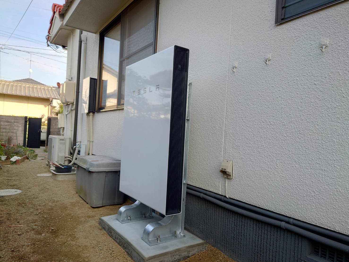 K様　テスラ蓄電池Powerwall　13.5kWh