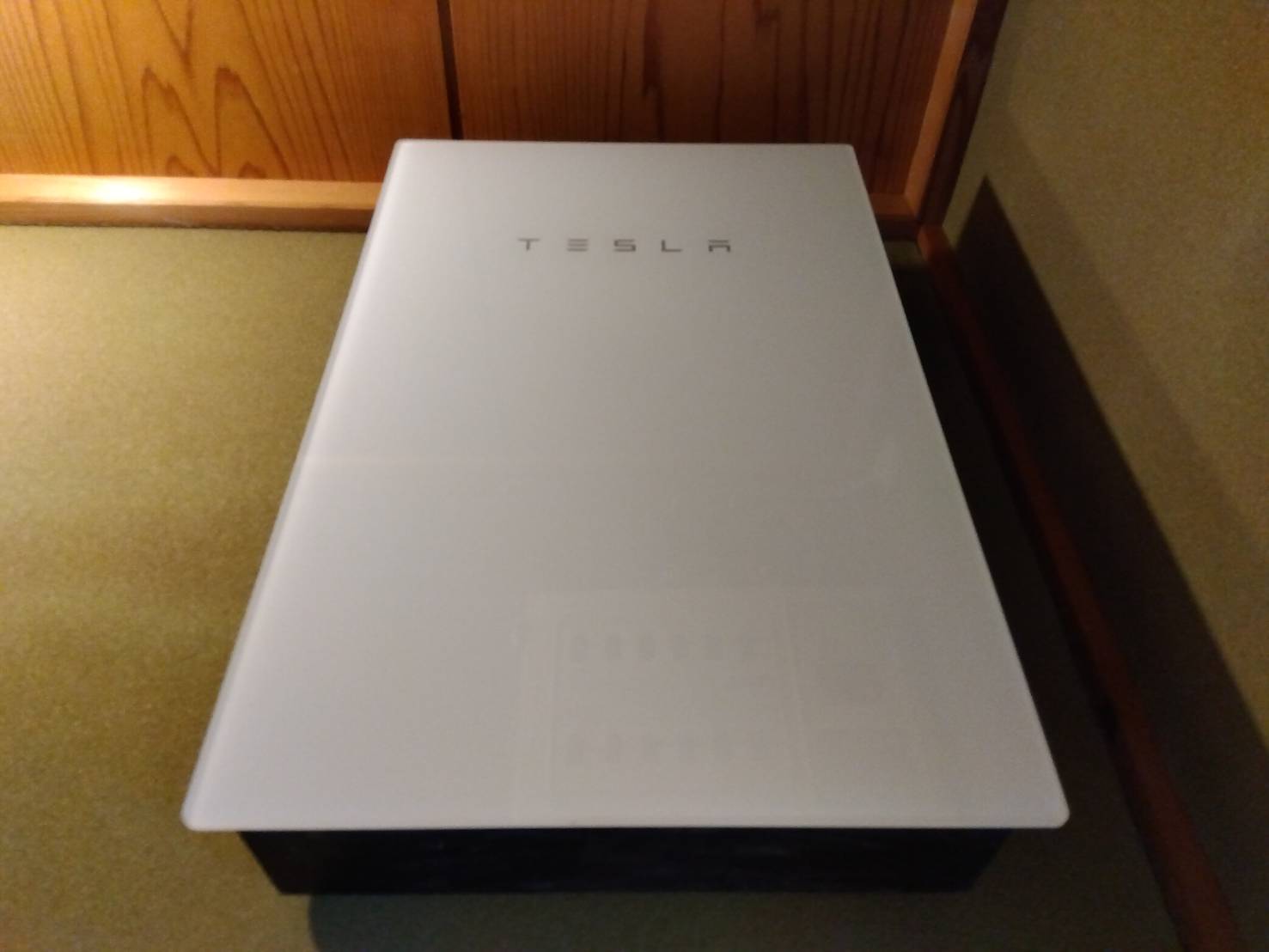 H様　テスラ蓄電池Powerwall　13.5kWh