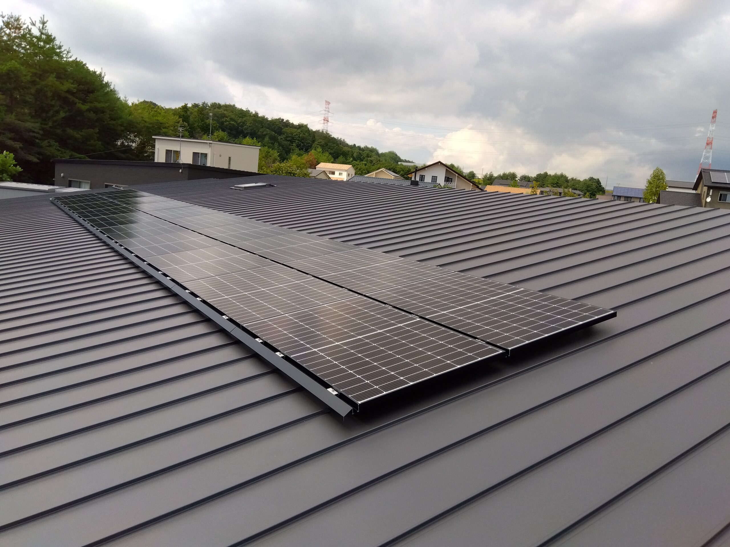 O様　屋根設置　長州産業　6.80kw