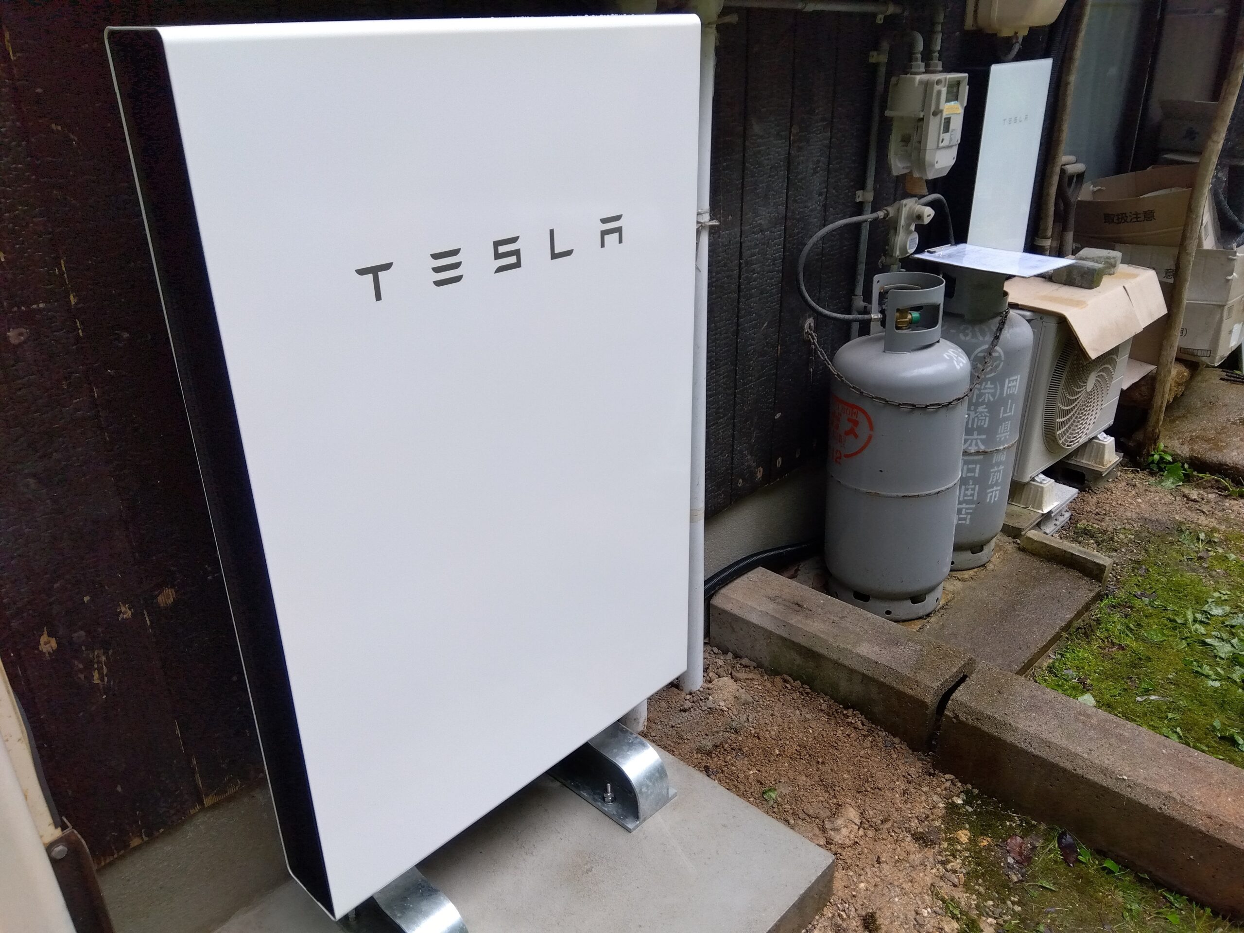 N様　テスラ蓄電池Powerwall　13.5kWh