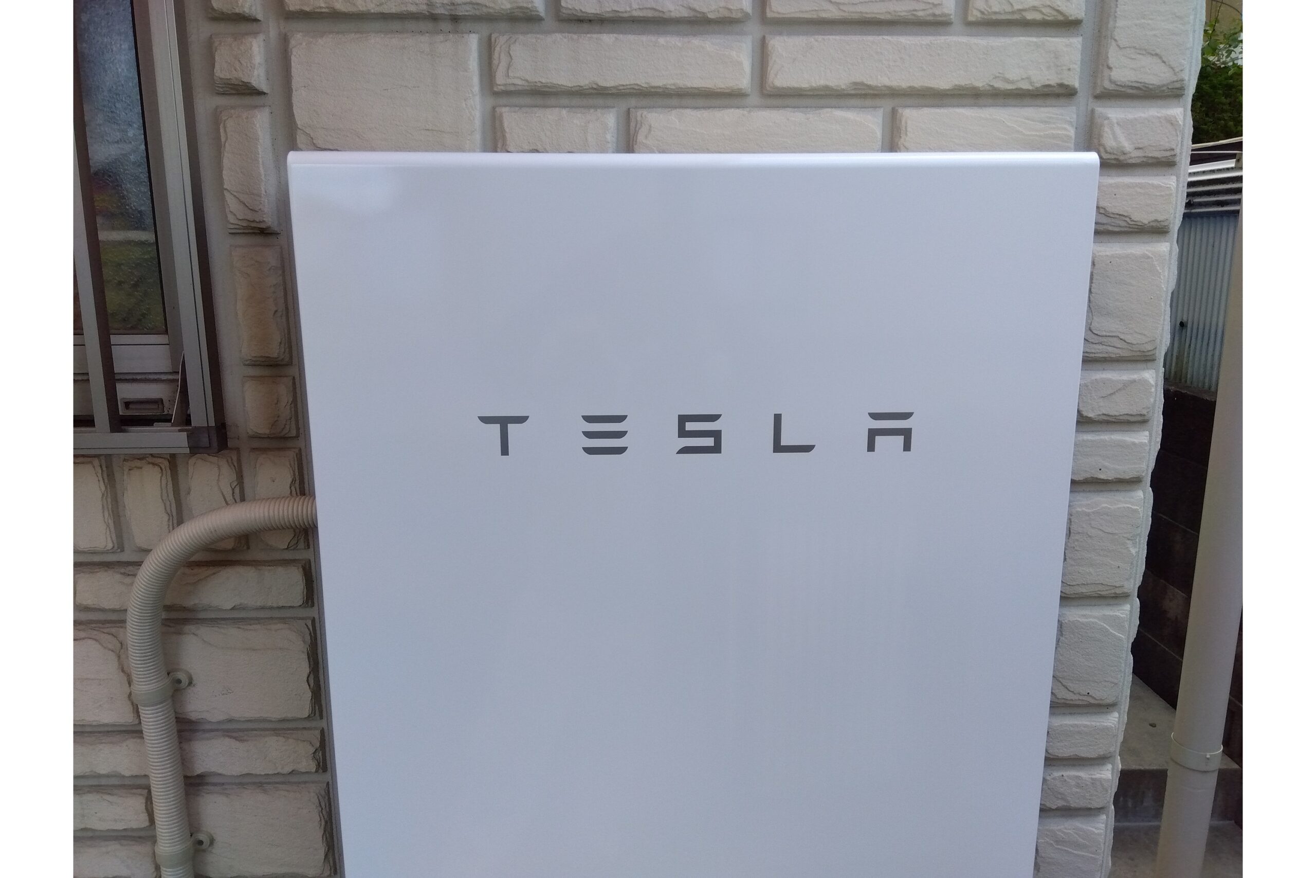 U様　テスラ蓄電池Powerwall　13.5kWh