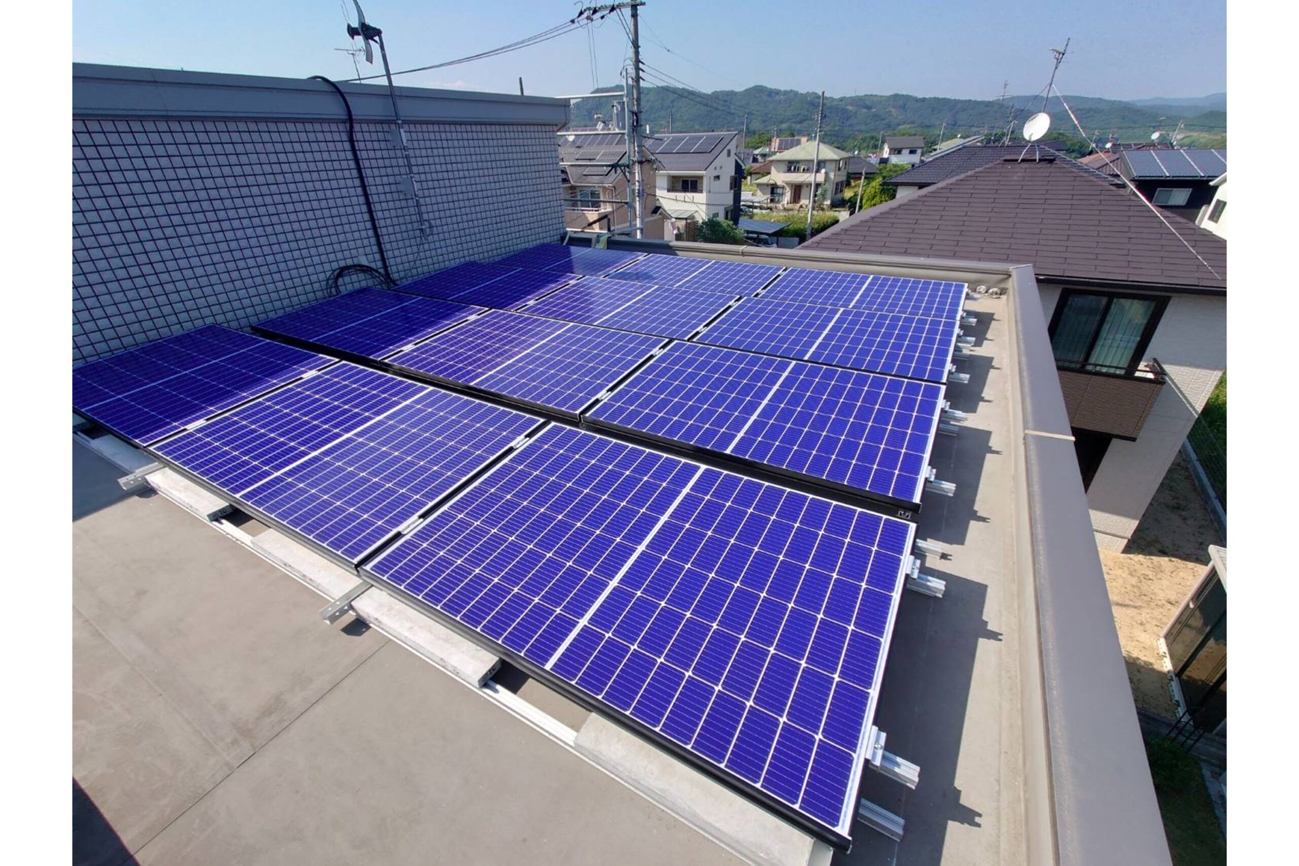 H様　屋根設置＋長州産業蓄電池　スマートPVマルチ　9.8kWh