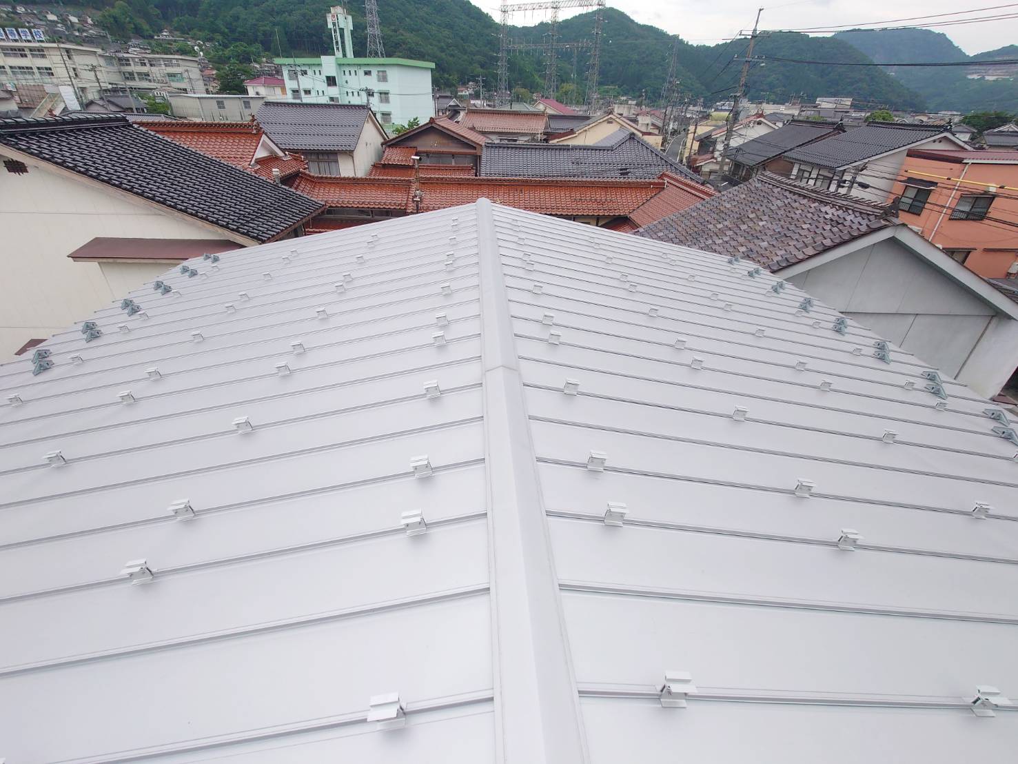 M様　屋根設置　Qセルズ　12.0kw