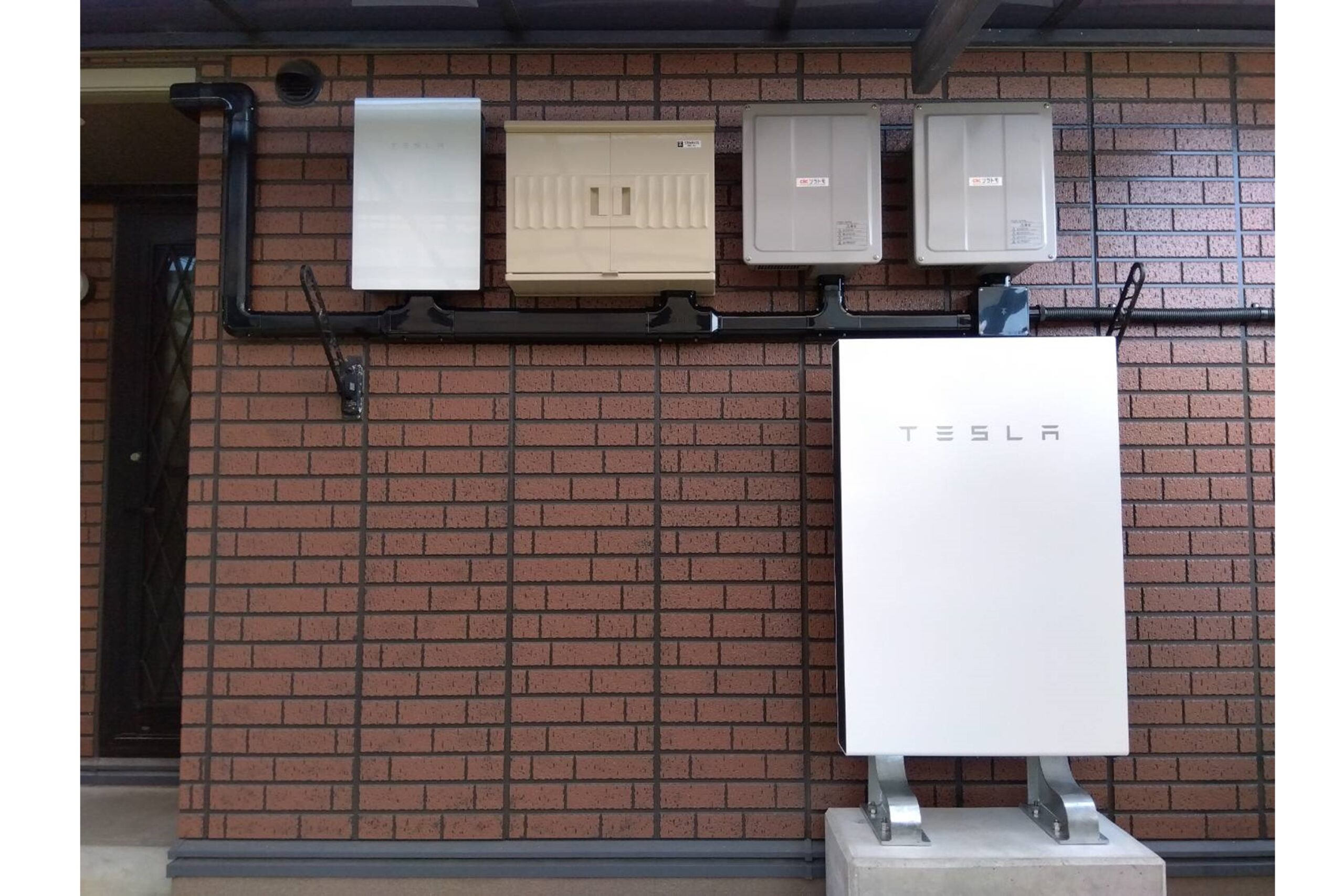 S様　テスラ蓄電池Powerwall　13.5kWh