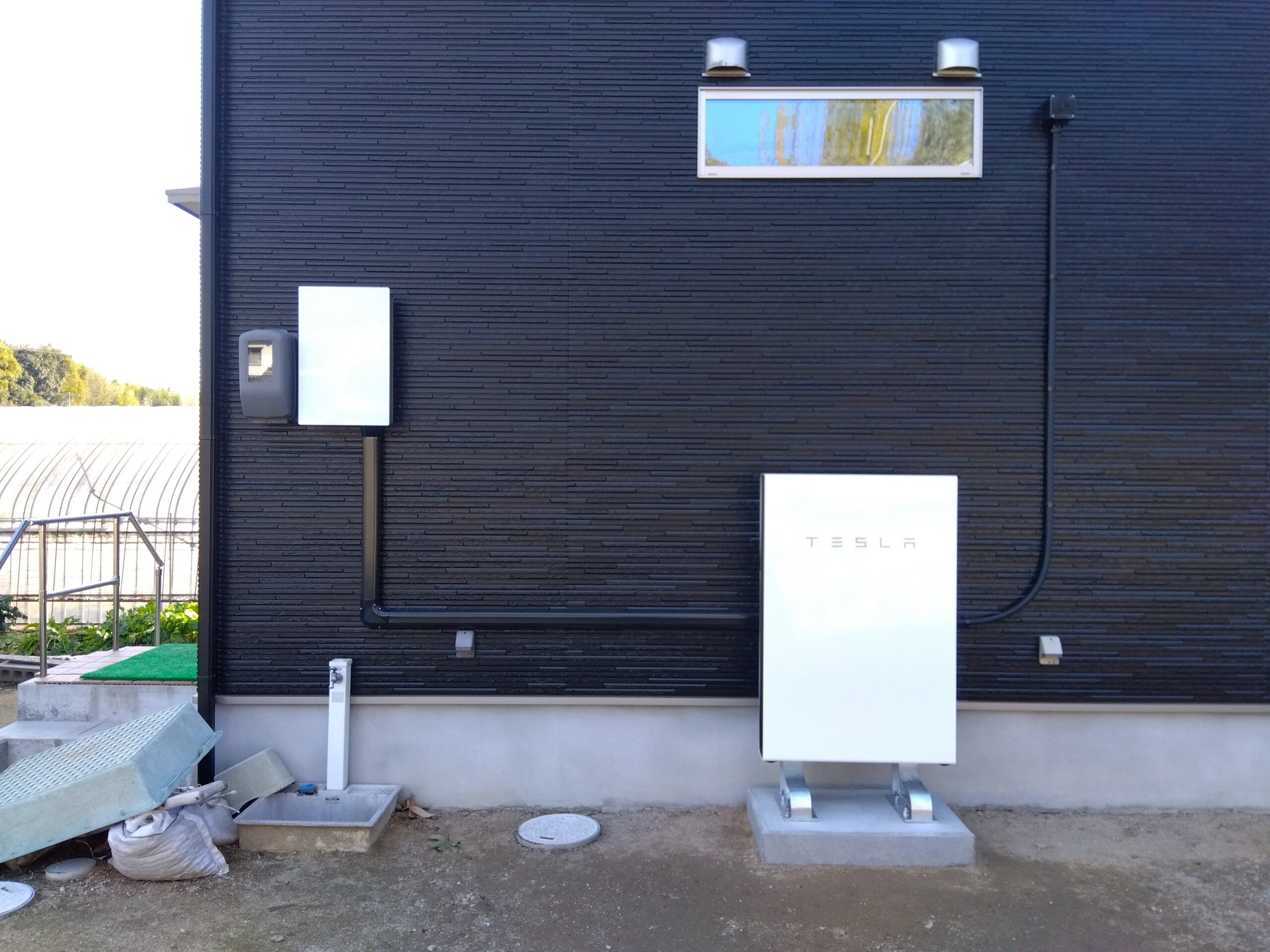 浅口郡　テスラ蓄電池Powerwall　13.5KWh