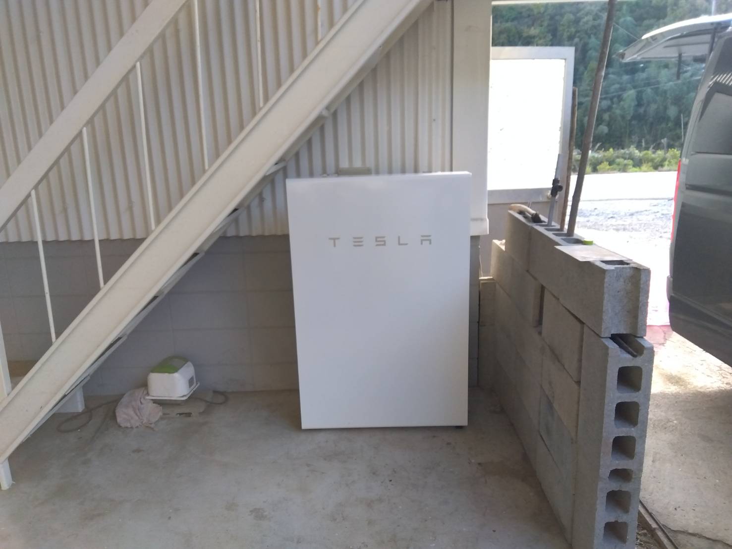 赤磐市　テスラ蓄電池Powerwall　13.50KWh