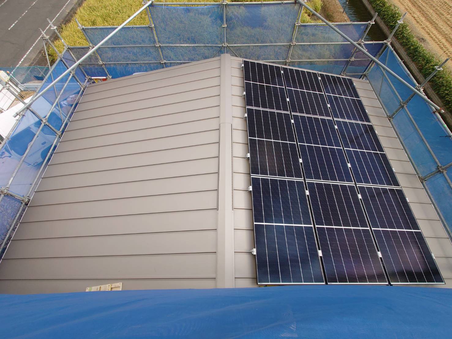 岡山市　屋根設置　Qセルズ　6.39KW