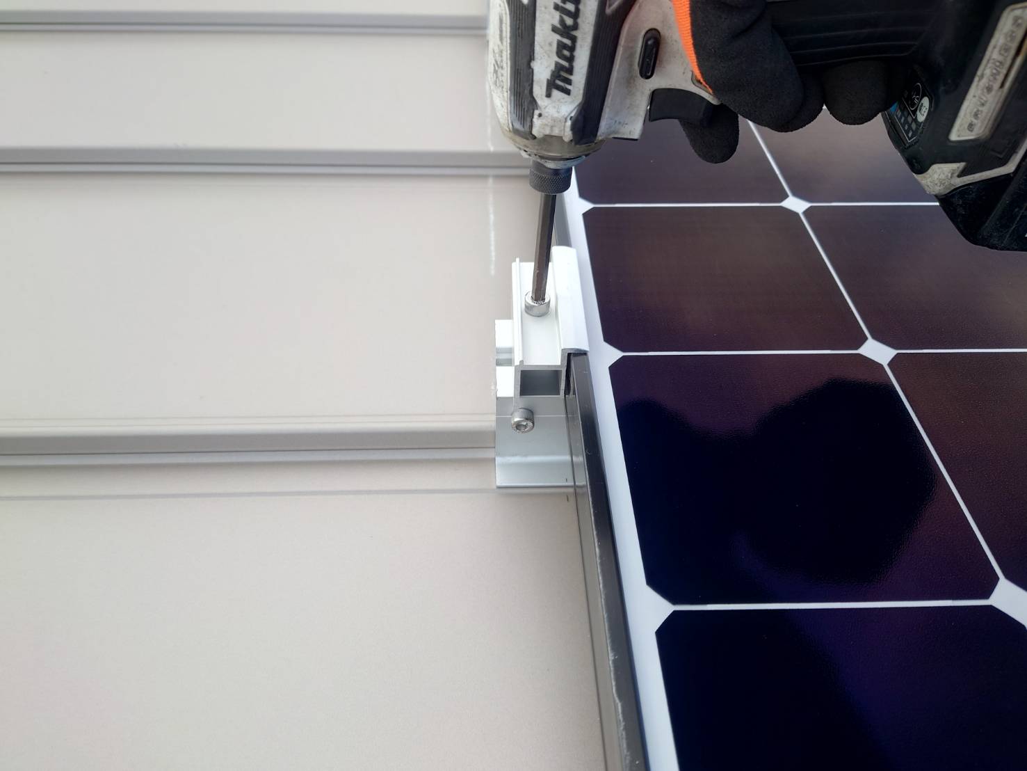 総社市　マキシオン　6.4KW
