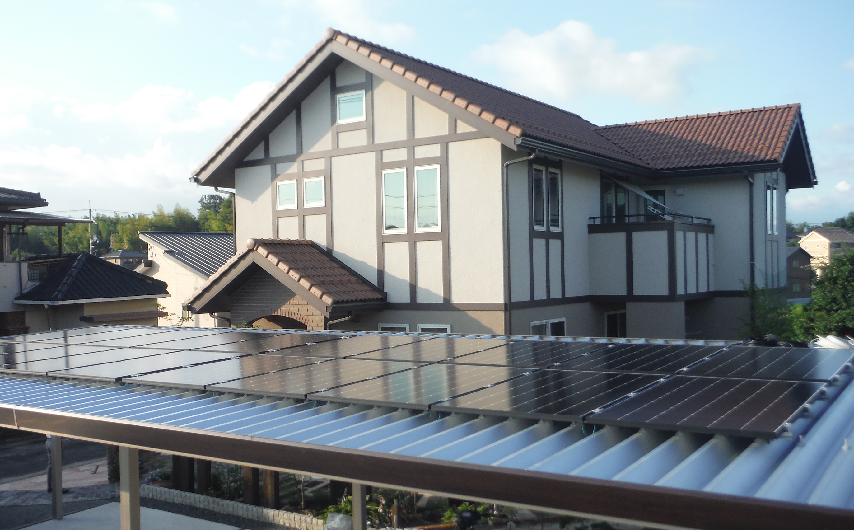 S様　既存カーポートに設置　カナディアン　6.70kw