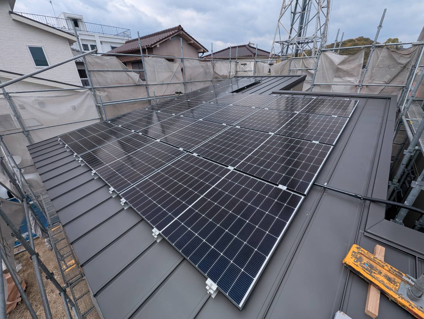 玉野市での太陽光パネル施工事例（6.16kW）