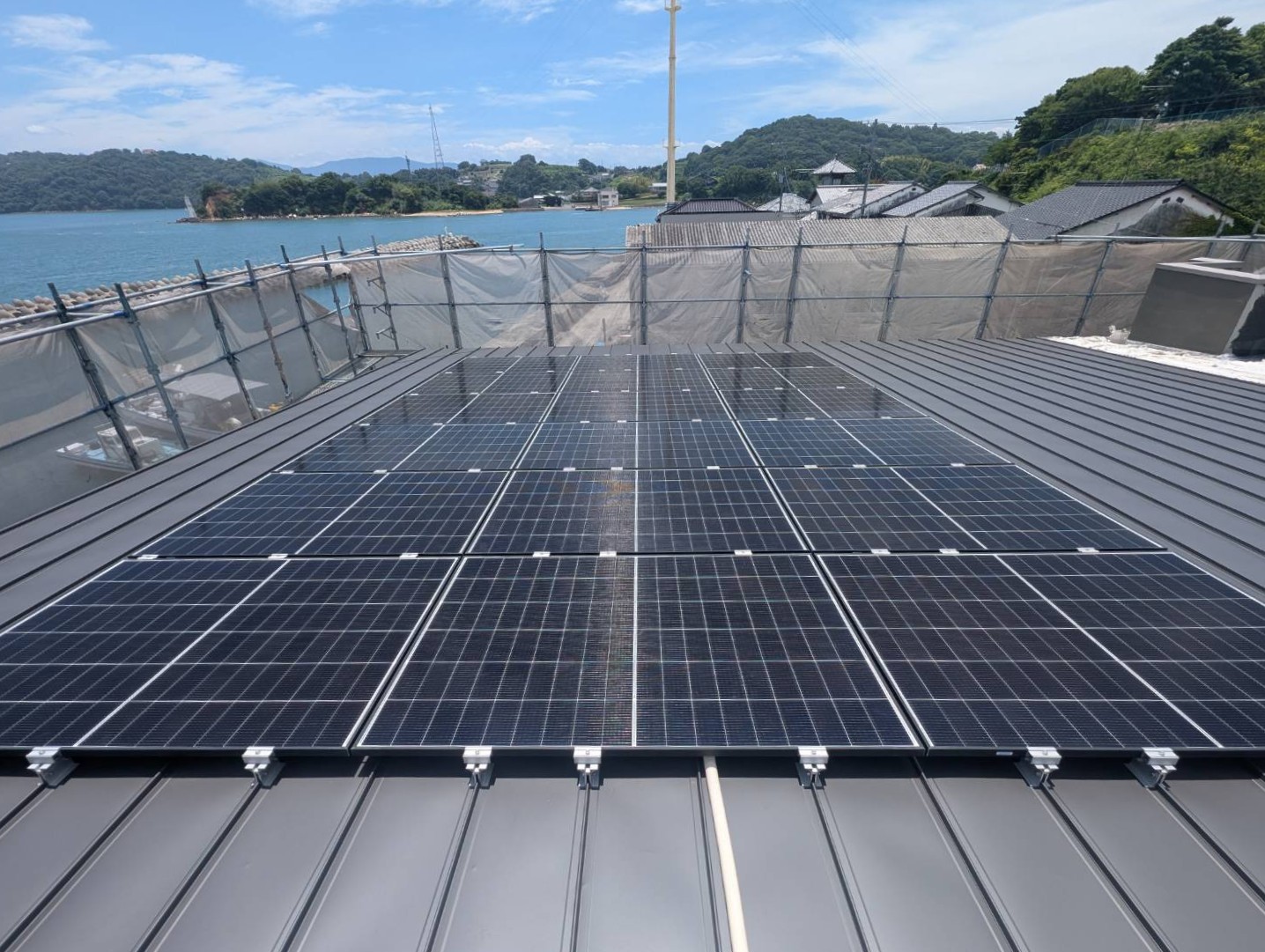 補助金使用でお得に設置！瀬戸内市での太陽光パネル設置事例（7.92kW）