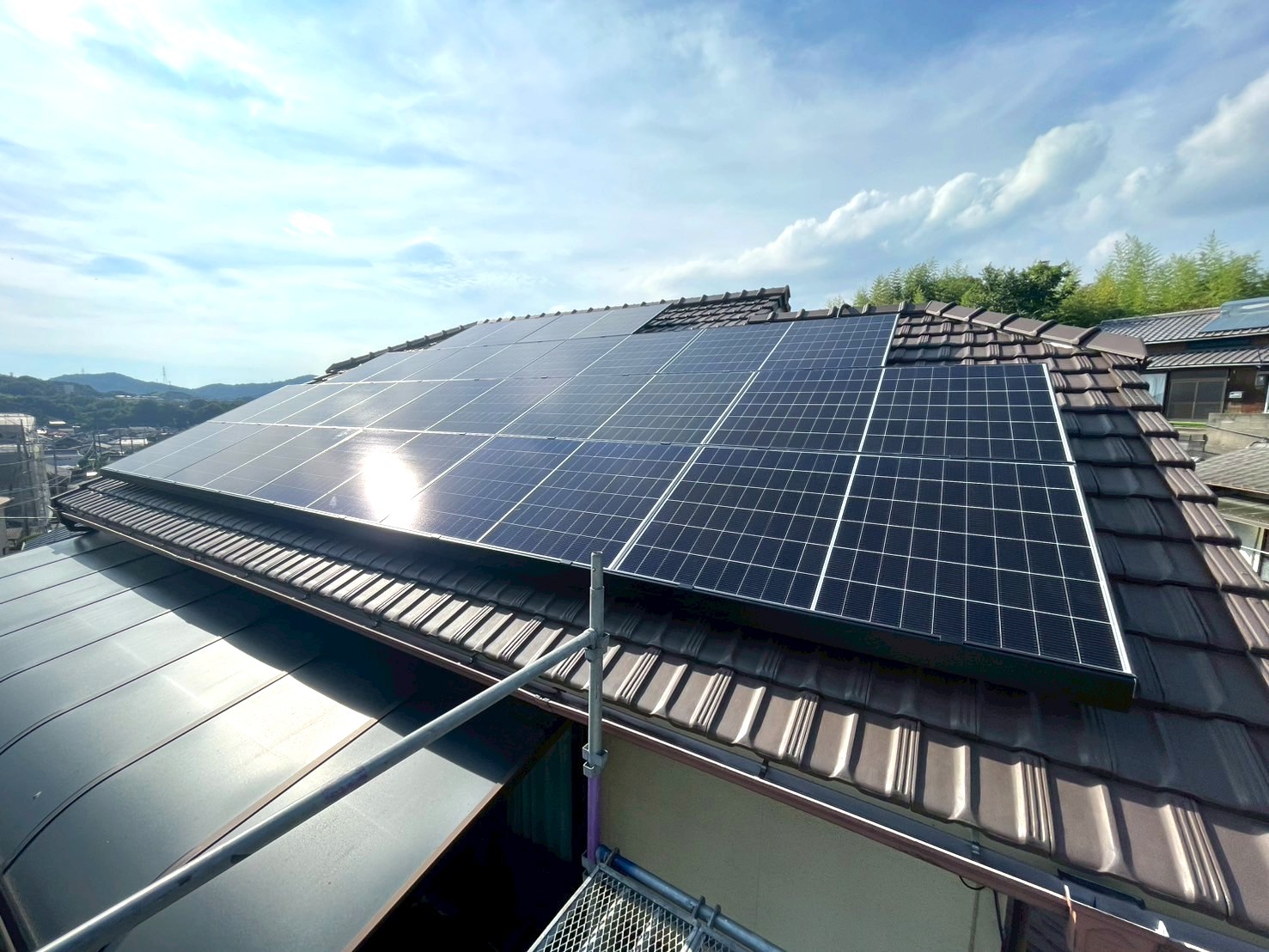 倉敷市での太陽光パネル設置事例（7.04kW）